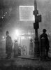 3.-Piccadilly-Circus-Fog-Dec-1924.jpg