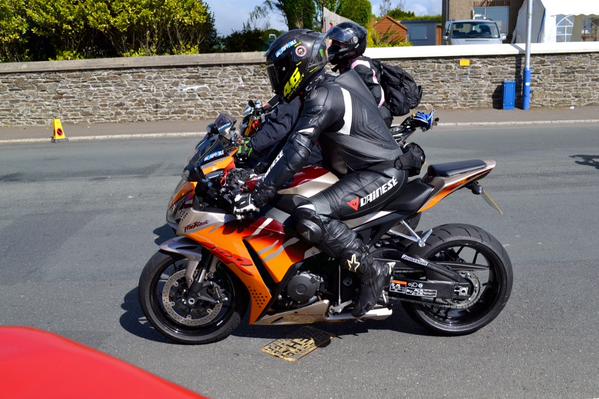 IOMTT2015 Simon AANDREWS Memorial Lap