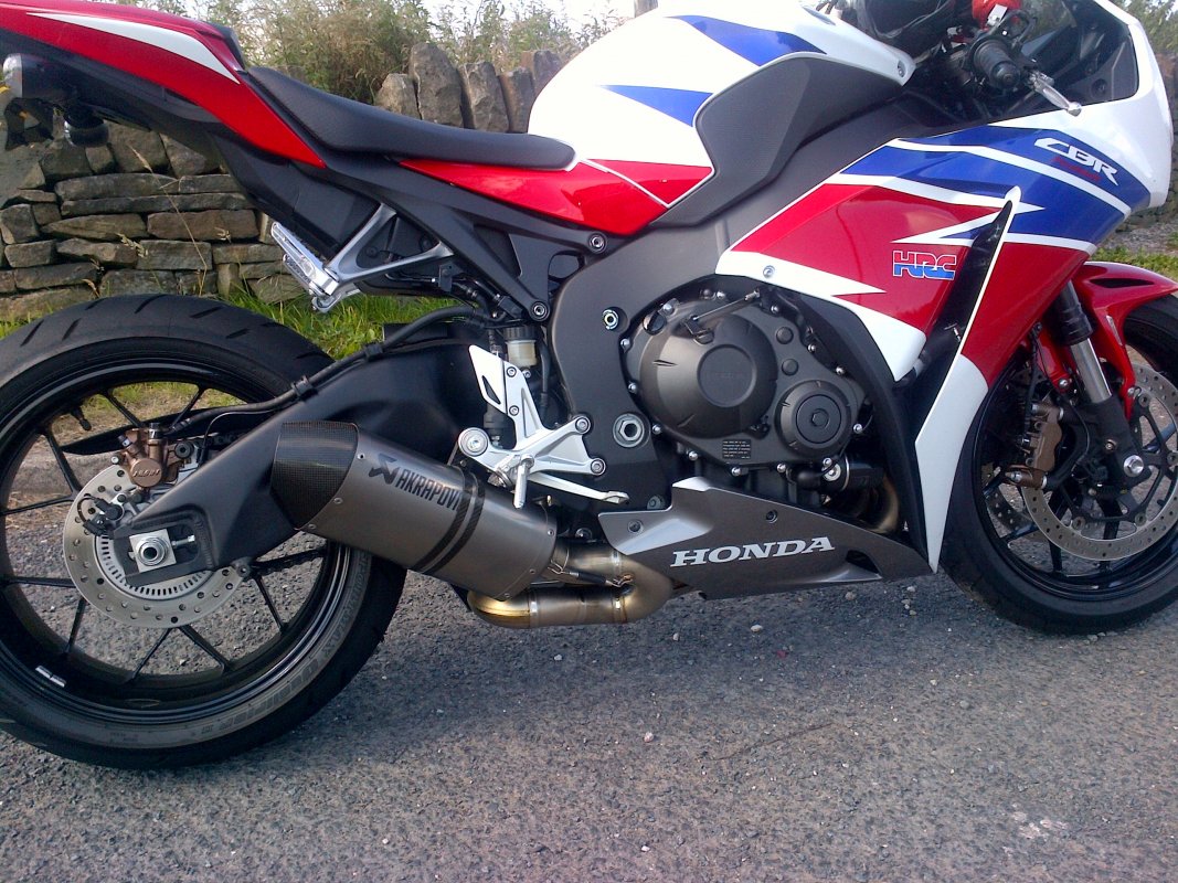 New Akrapovic