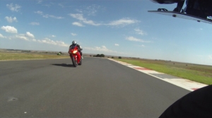 A final wave bye bye as we stop playing in the R1s rear cam and blast past up the straight