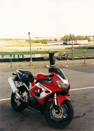 Prepared for a trackday at Crois en Ternois, France.