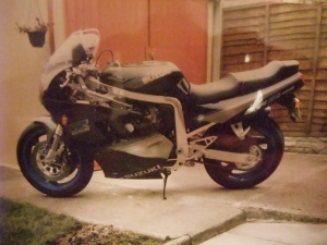 GRXR750M