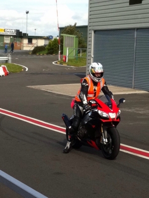 2011 RSV4 at Knockhill