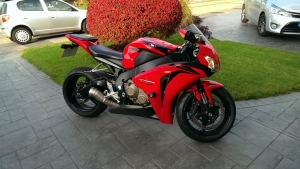 CBR1000RR-8